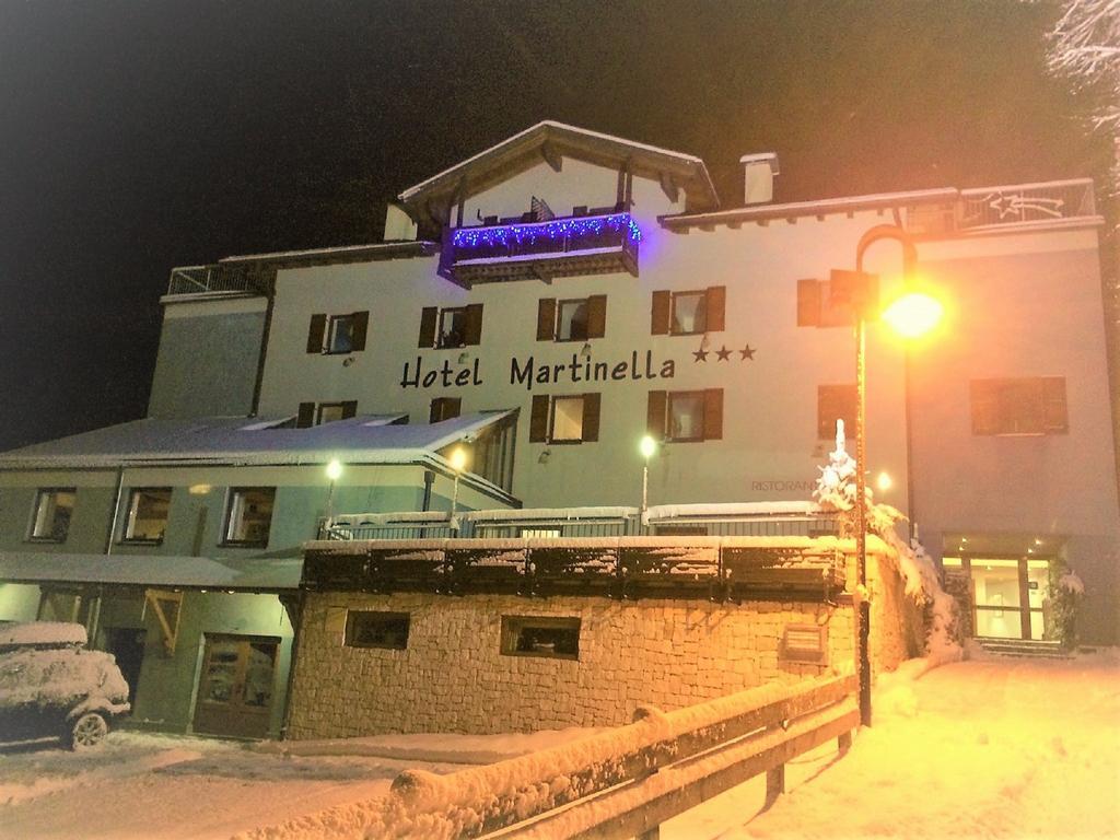 Hotel Martinella Folgaria Exterior photo